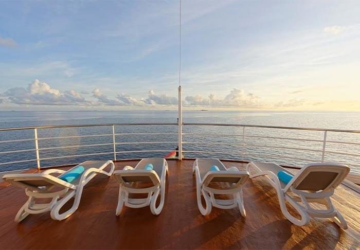 Entertainment on MV Yasawa Princess